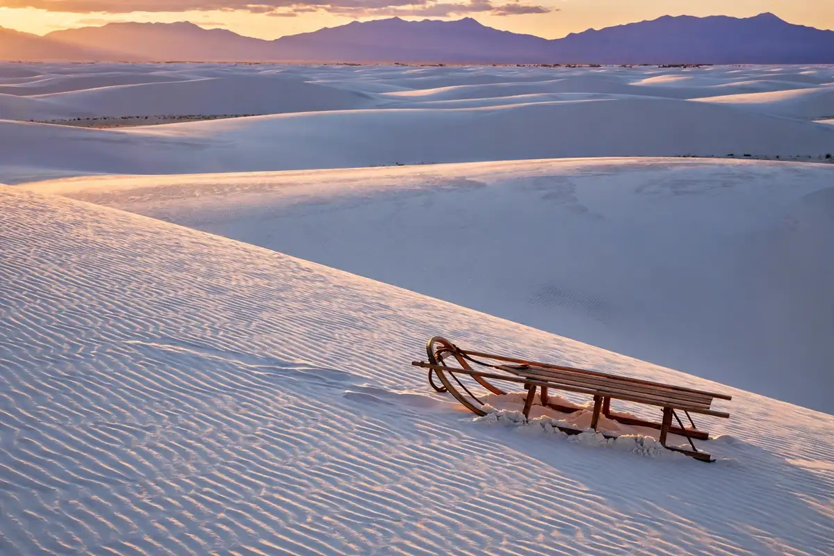 White Sands National Park Guide: Dune Sledding, Sunsets and Tips — practical guide with real examples, routes and insider tips for your USA trip